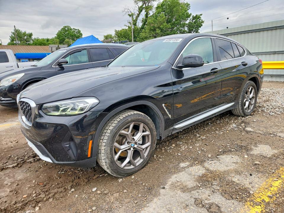 2022 BMW X4 — VIN 5UX33DT05N9L24604
