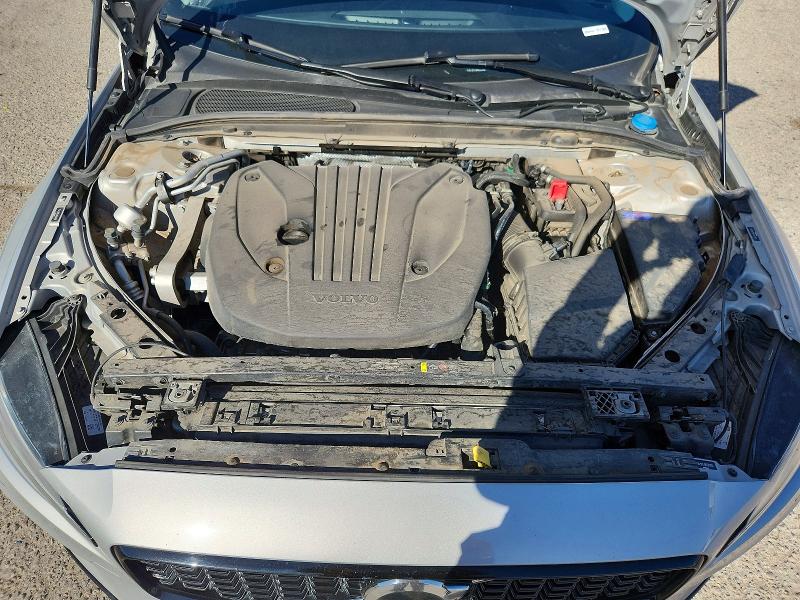 7JRL12TL8RG303013