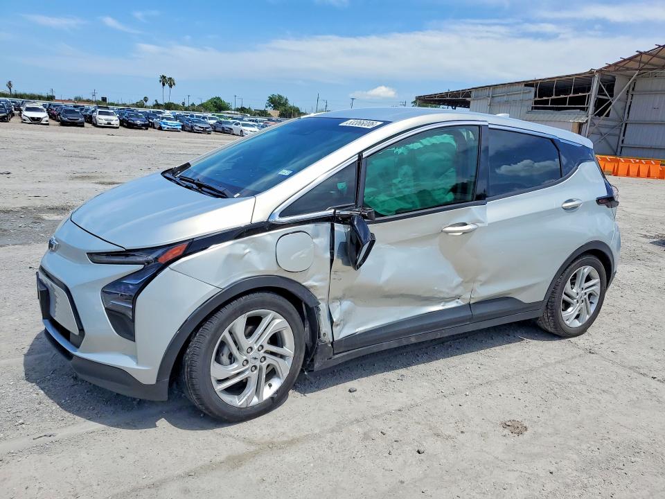 2023 CHEVROLET BOLT EV — VIN 1G1FW6S0XP4172380