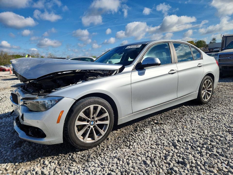 2017 BMW 320 — VIN WBA8E1G56HNU13077