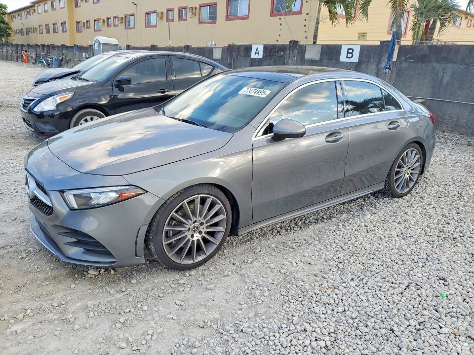 2019 MERCEDES-BENZ A — VIN WDD3G4EBXKW013029
