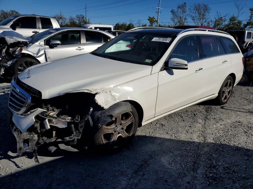 2015 MERCEDES-BENZ E — VIN WDDHH8JBXFB105707