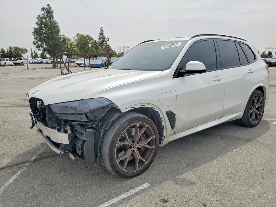 2025 BMW X5 — VIN 5UX43EU01S9X77204