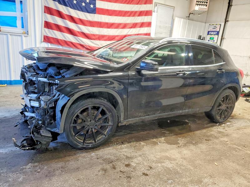 2015 MERCEDES-BENZ GLA — VIN WDCTG4GBXFJ099401