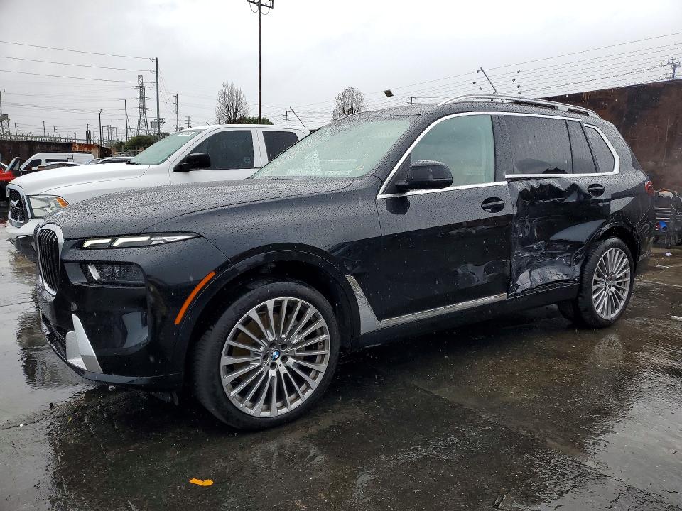 2024 BMW X7 — VIN 5UX23EM02R9U51672