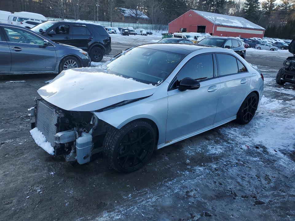2021 MERCEDES-BENZ A — VIN W1K3G4FB7MJ272401