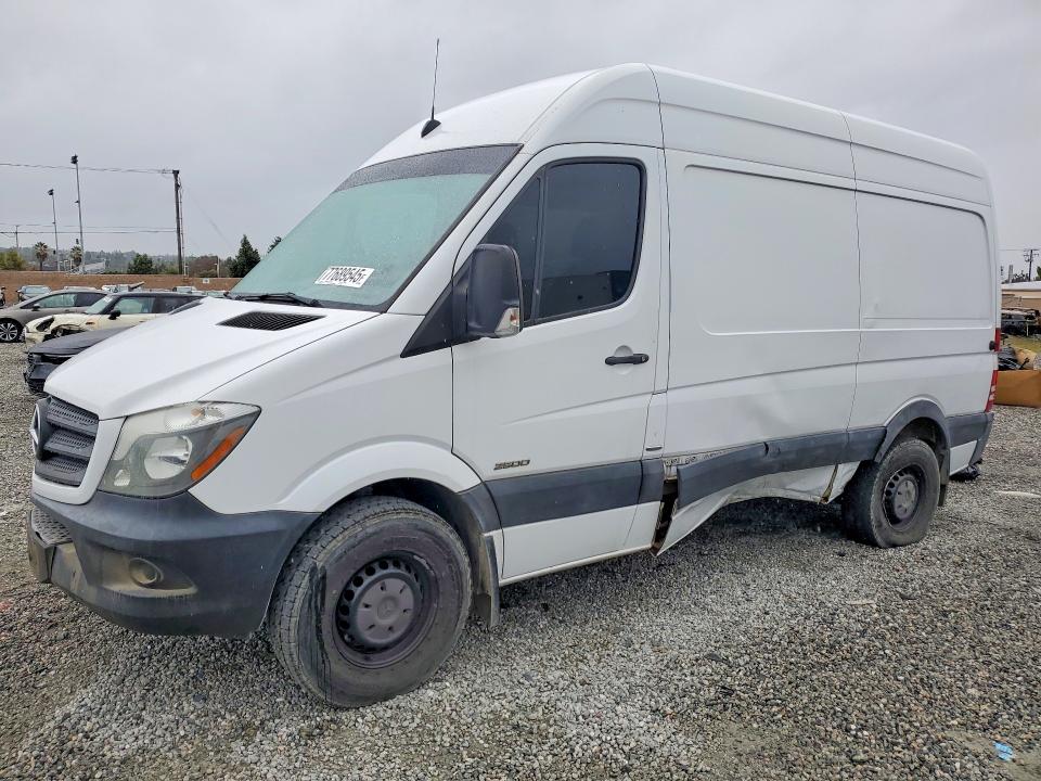 2016 MERCEDES-BENZ SPRINTER — VIN WD3PE7DD6GP333689