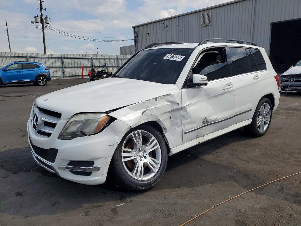 2015 MERCEDES-BENZ GLK — VIN WDCGG5HB7FG385564