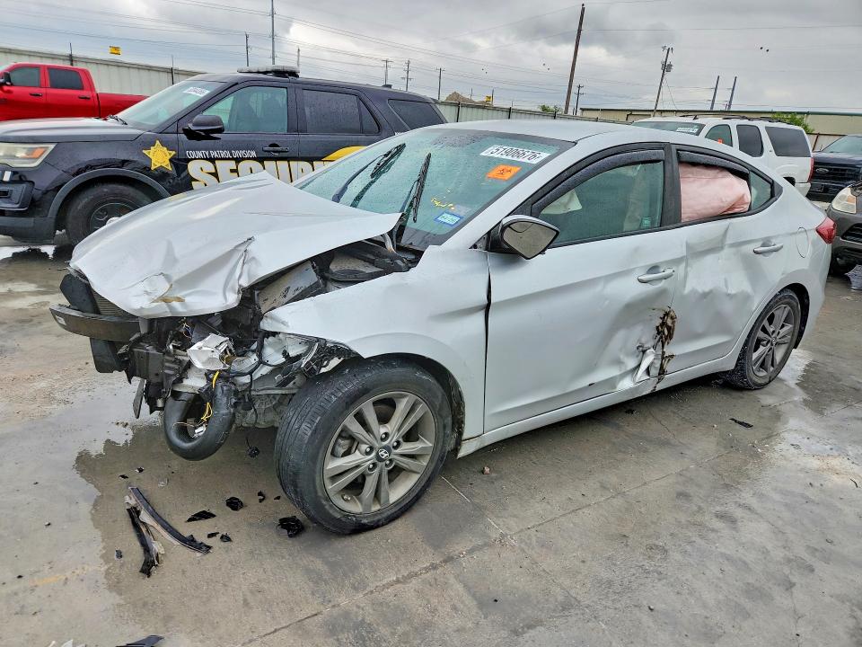 2017 HYUNDAI ELANTRA — VIN 5NPD84LF8HH209177