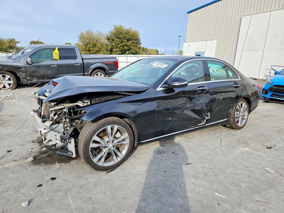 2016 MERCEDES-BENZ C — VIN 55SWF4JBXGU149963