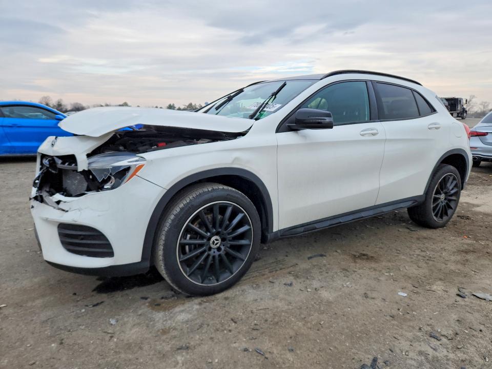 2018 MERCEDES-BENZ GLA — VIN WDCTG4GB5JJ520787