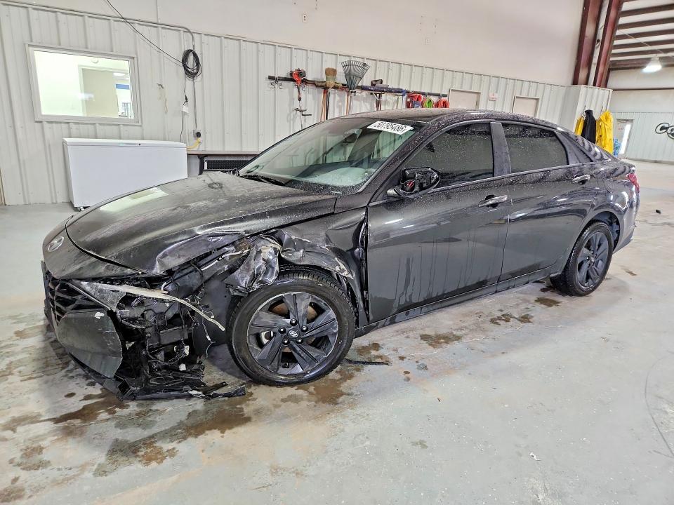 2023 HYUNDAI ELANTRA — VIN 5NPLM4AG1PH105146