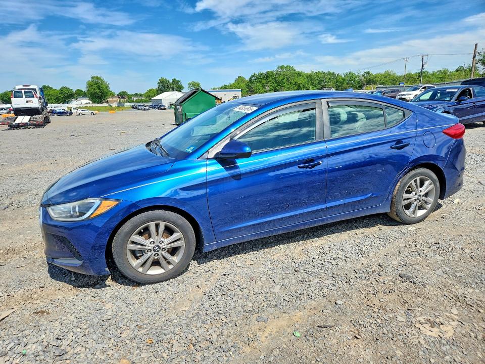 2017 HYUNDAI ELANTRA — VIN 5NPD84LFXHH050193