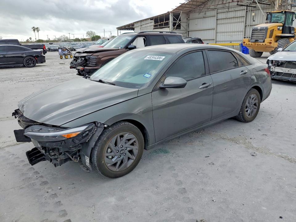 2024 HYUNDAI ELANTRA — VIN KMHLM4DG1RU852116