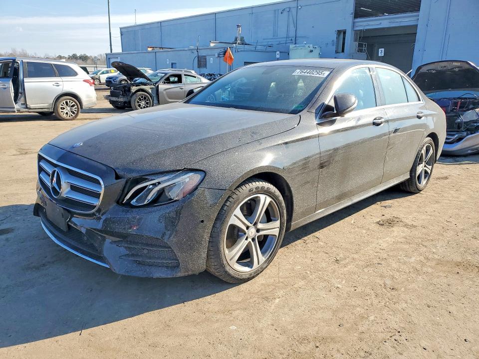 2017 MERCEDES-BENZ E — VIN WDDZF4KB3HA209935