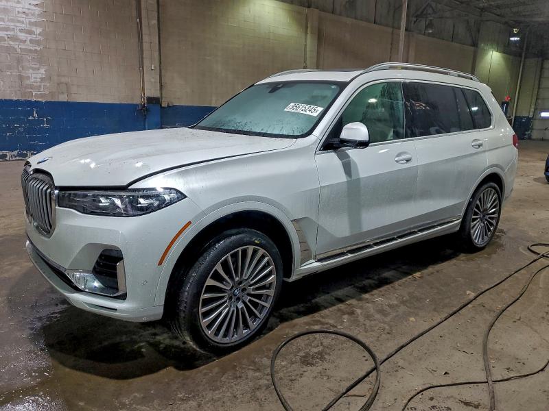 2022 BMW X7 — VIN 5UXCW2C01N9K38170