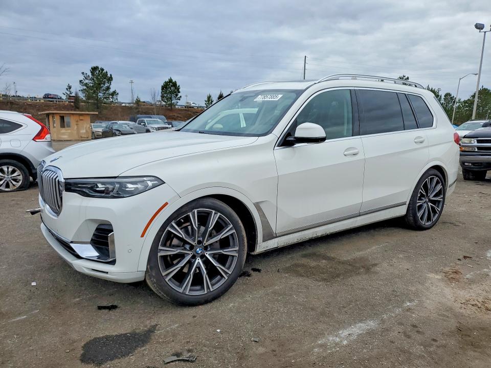 2021 BMW X7 — VIN 5UXCW2C03M9E41093