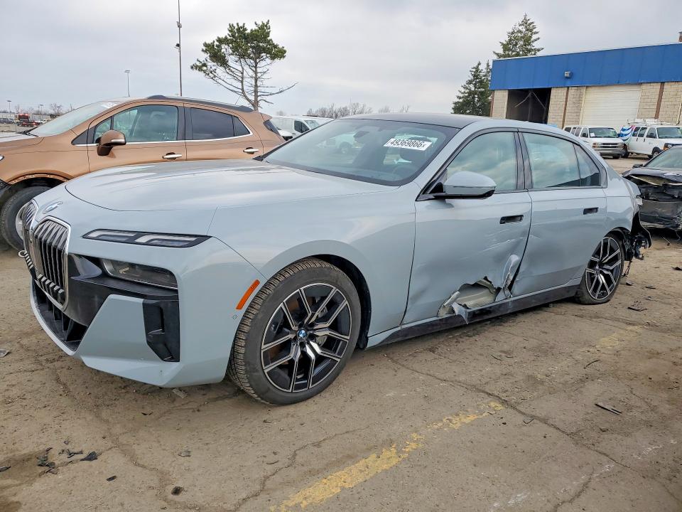 2025 BMW 740 — VIN WBA33EH00SCV21692