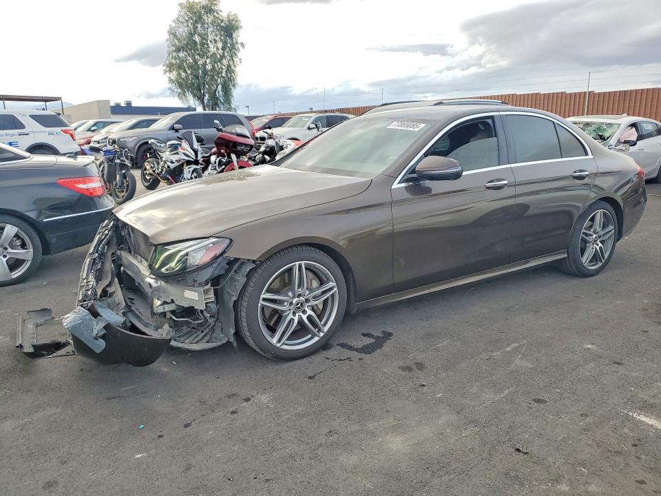 2018 MERCEDES-BENZ E — VIN WDDZF4JB4JA460308