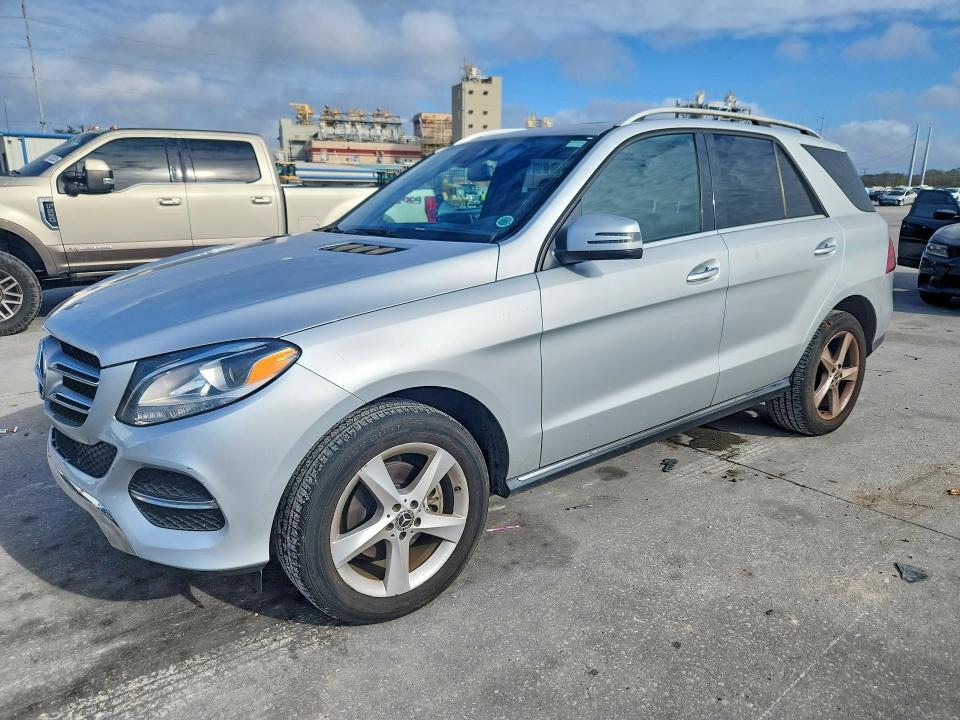 2018 MERCEDES-BENZ GLE — VIN 4JGDA5HB6JB161925