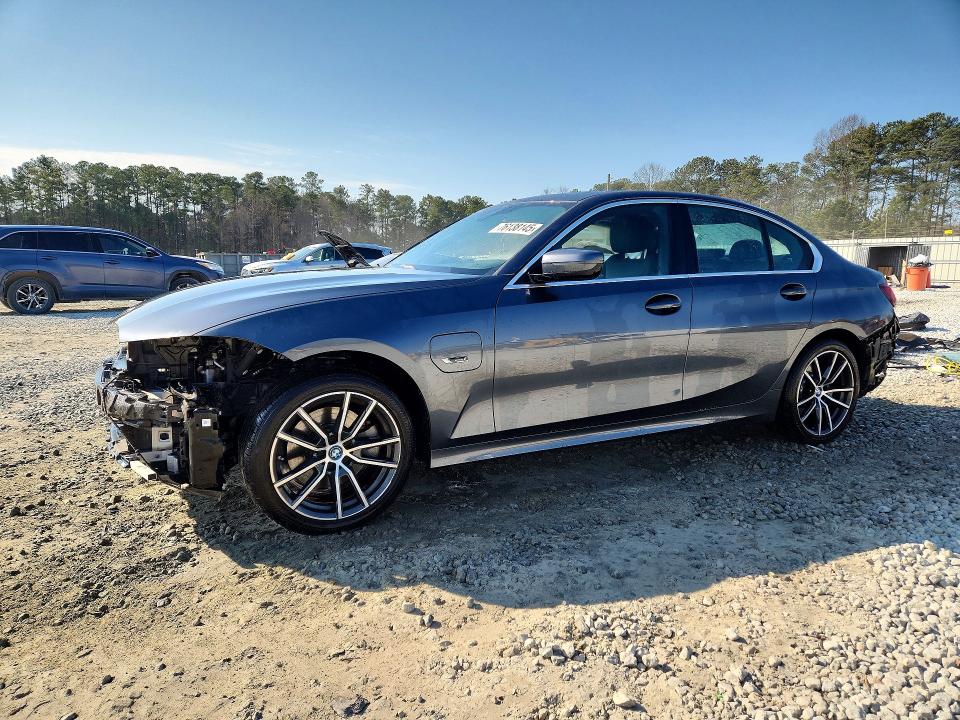 2022 BMW 330 E — VIN 3MW5P7J05N8C71980