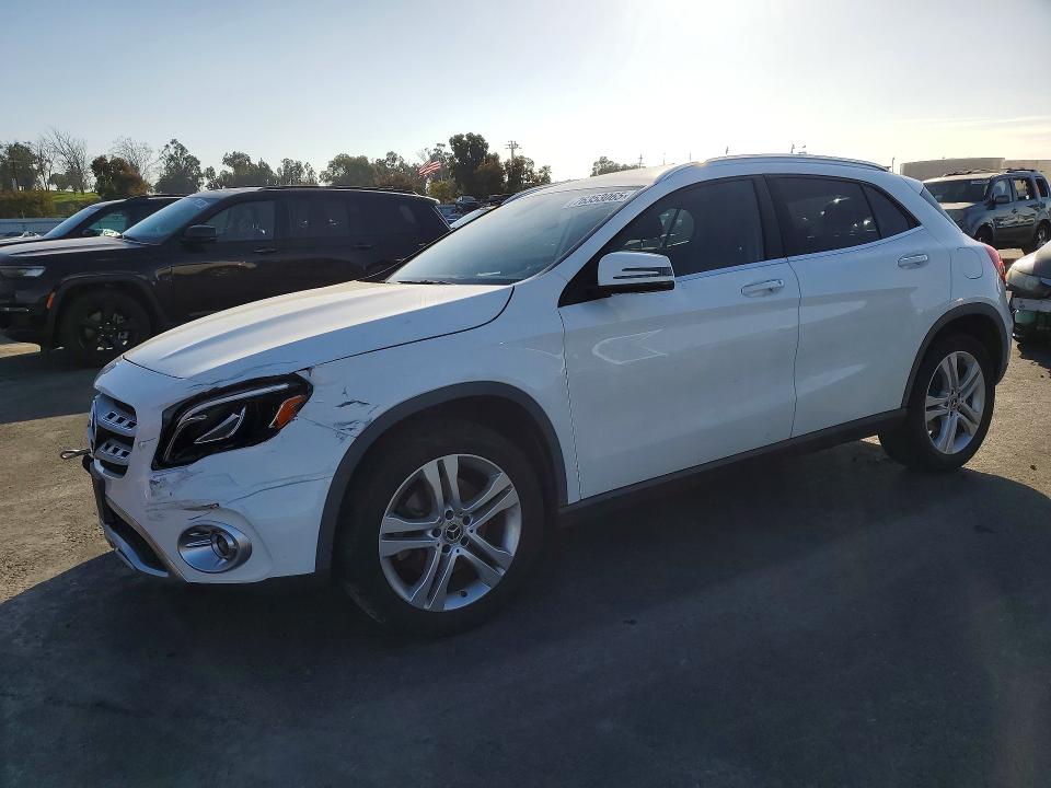 2019 MERCEDES-BENZ GLA — VIN WDCTG4EB4KU003399