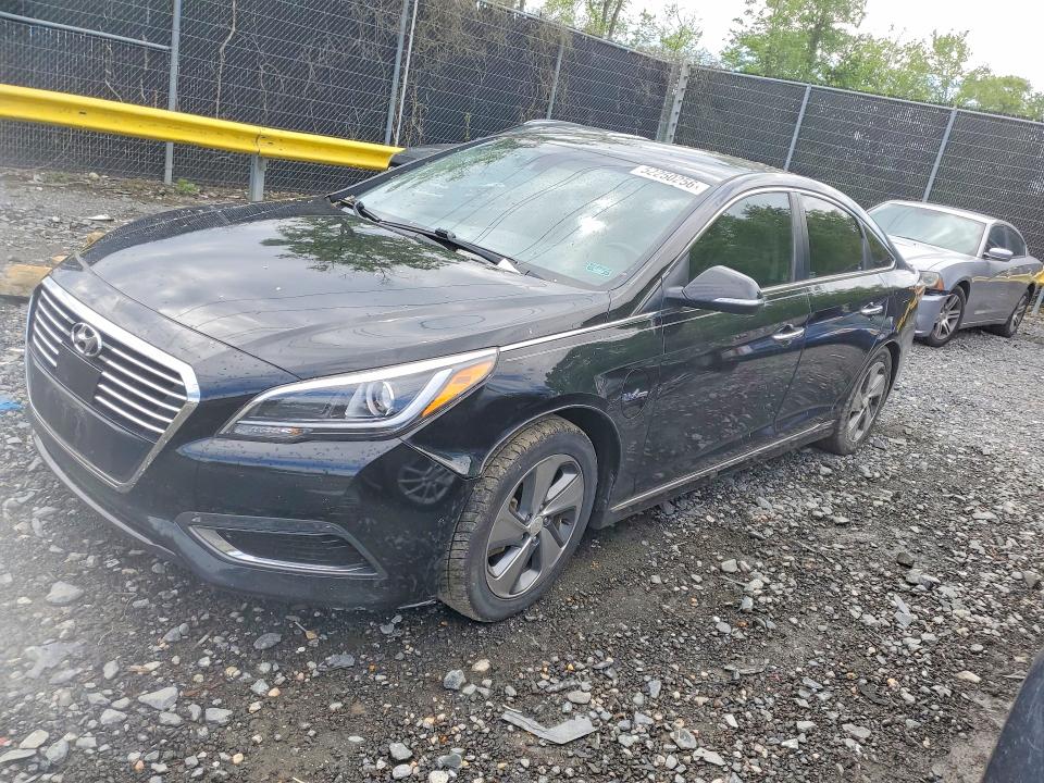 2017 HYUNDAI SONATA PLUG-IN HYBRID — VIN KMHE54L2XHA045217
