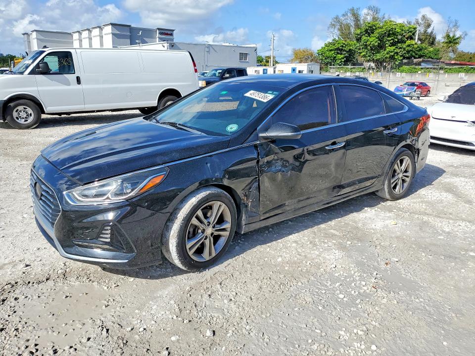 2018 HYUNDAI SONATA — VIN 5NPE34AF0JH613862