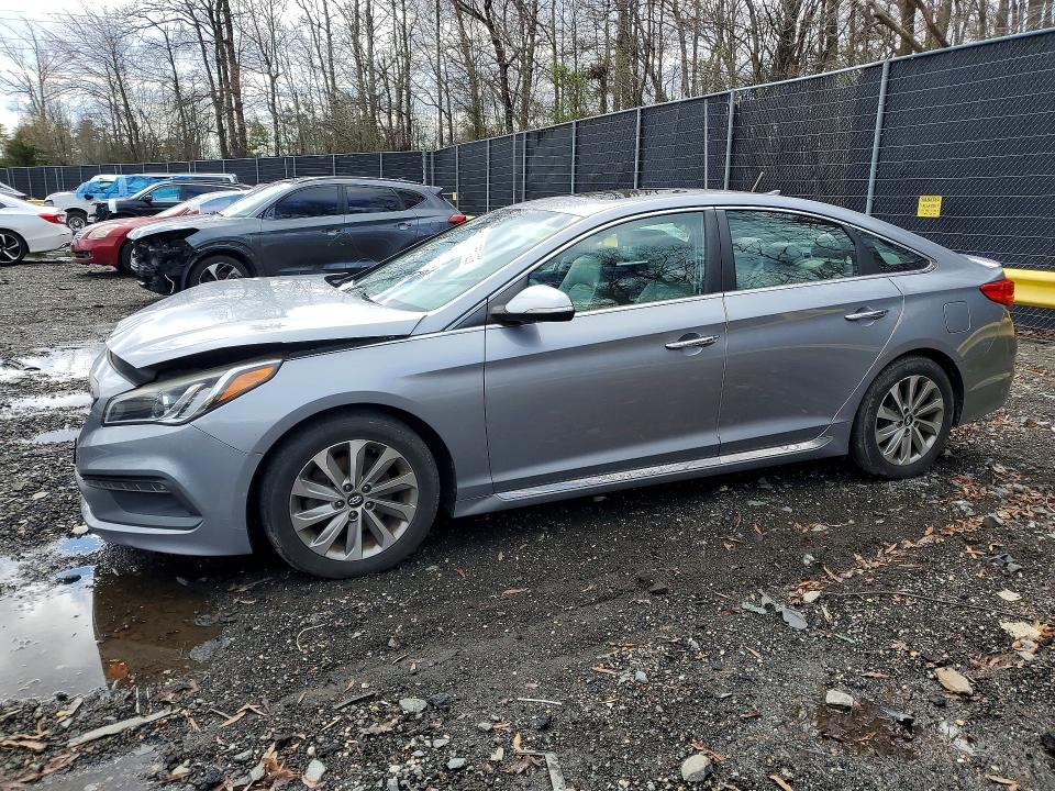 2016 HYUNDAI SONATA — VIN 5NPE34AF9GH390441