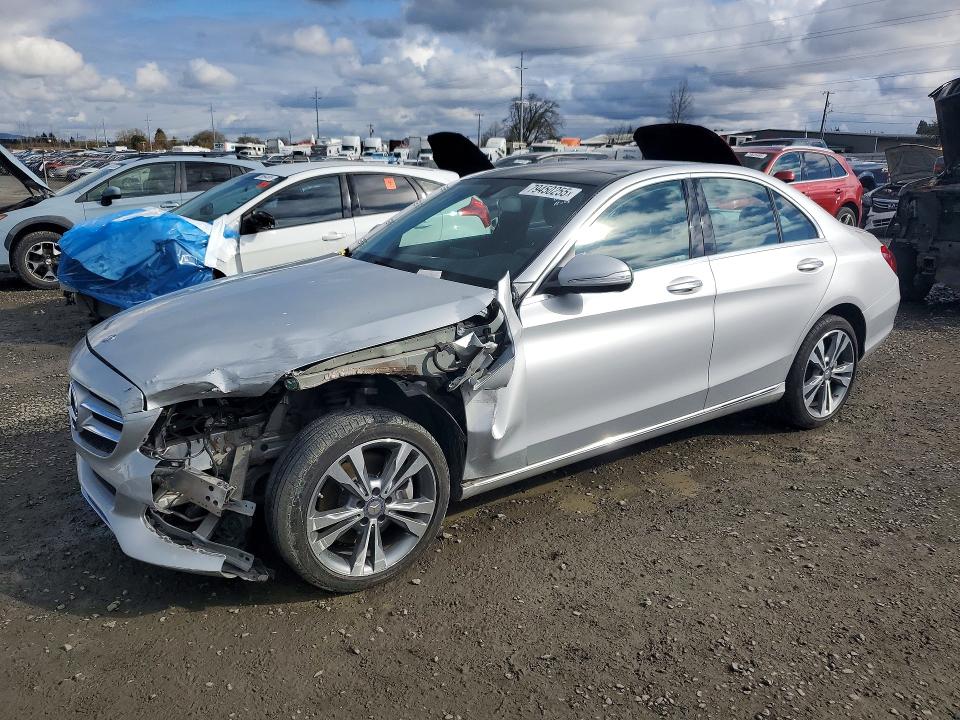 2015 MERCEDES-BENZ C — VIN 55SWF4KB5FU000650