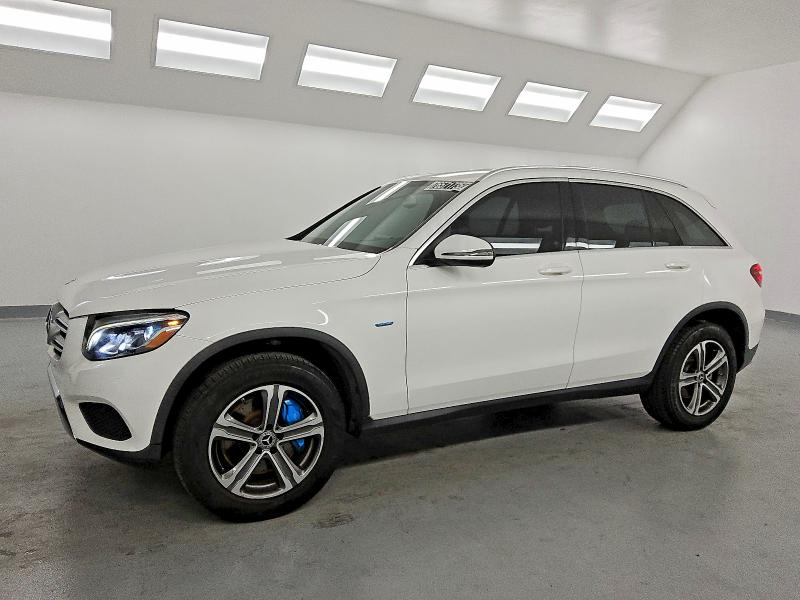 2018 MERCEDES-BENZ GLC — VIN WDC0G5EBXJV004994