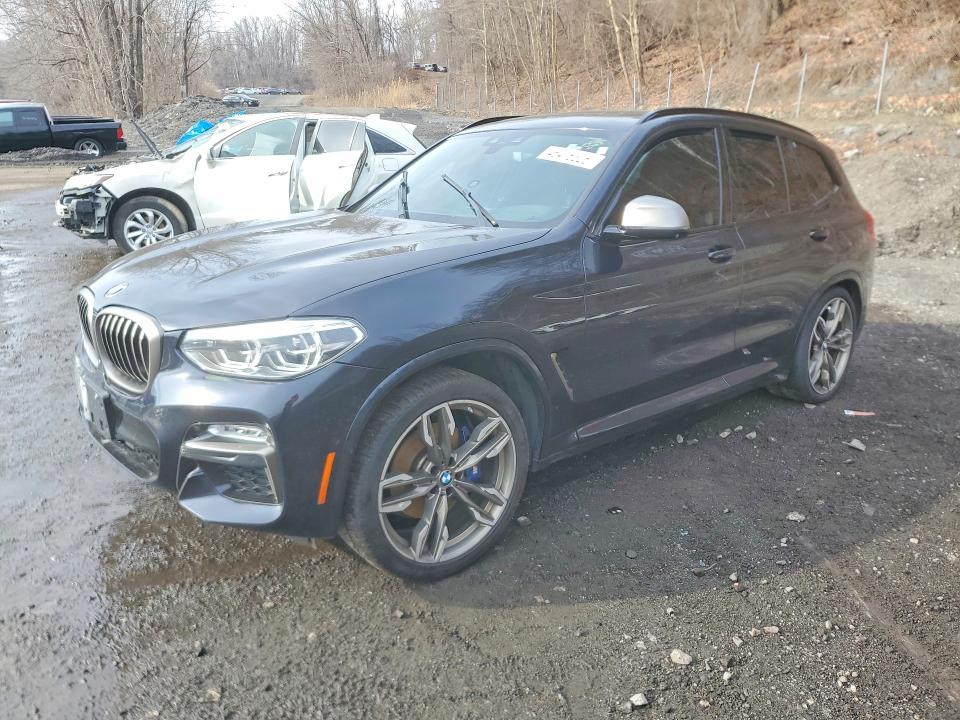 2018 BMW X3 — VIN 5UXTS3C52J0Y98746