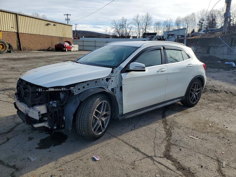 2015 MERCEDES-BENZ GLA — VIN WDDTG5CB3FJ048054