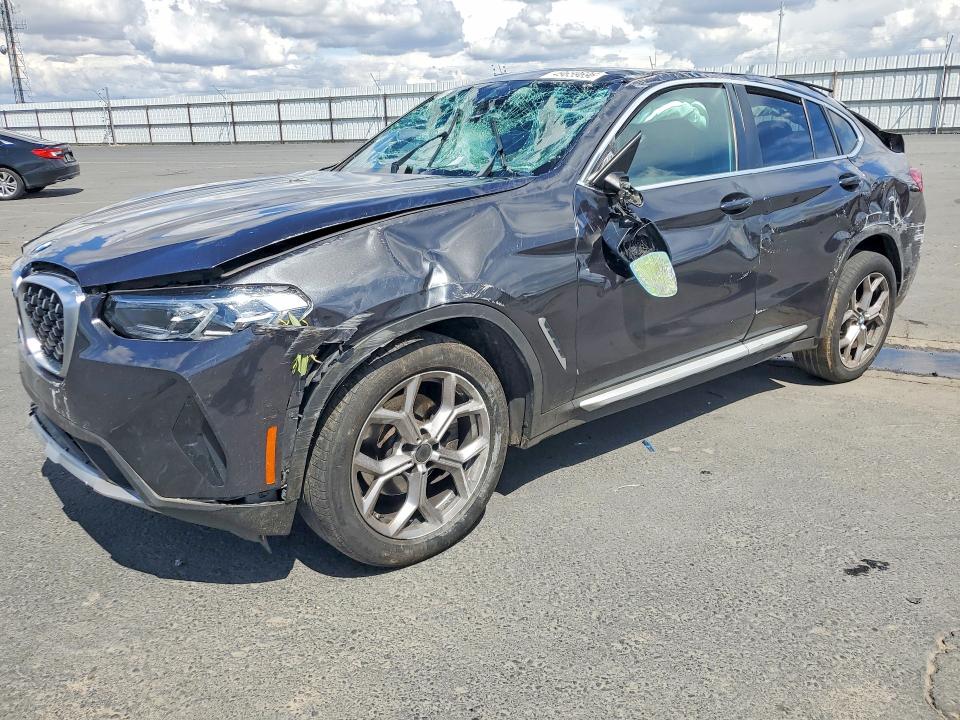 2023 BMW X4 — VIN 5UX33DT09P9P27875