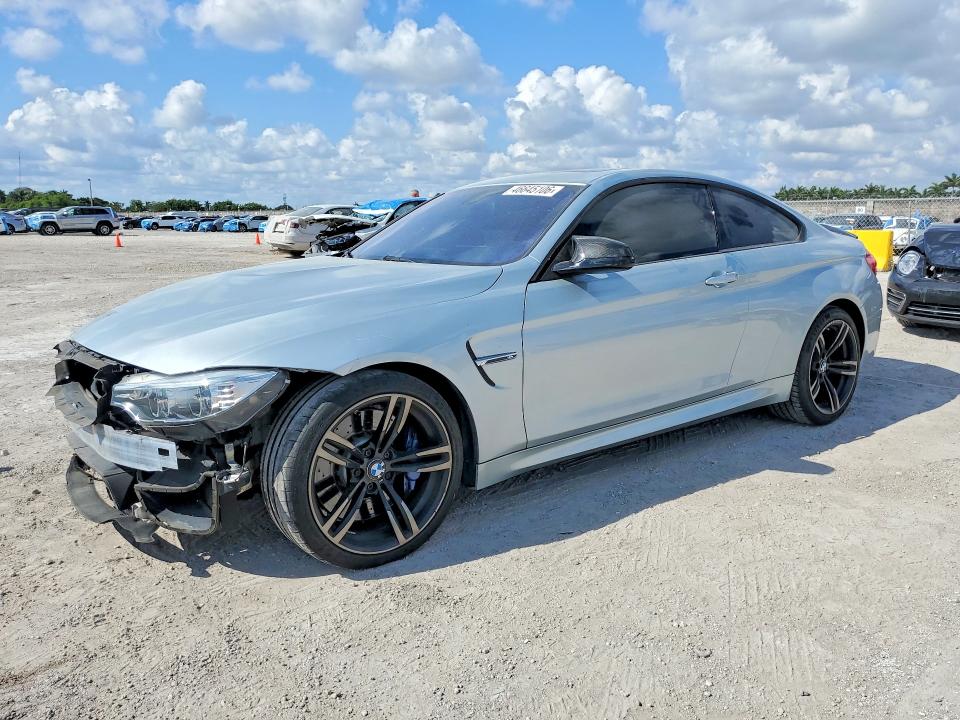 2016 BMW M4 — VIN WBS3R9C56GK338315