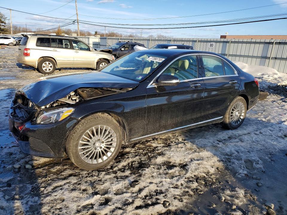 2015 MERCEDES-BENZ C — VIN 55SWF4KB0FU090421