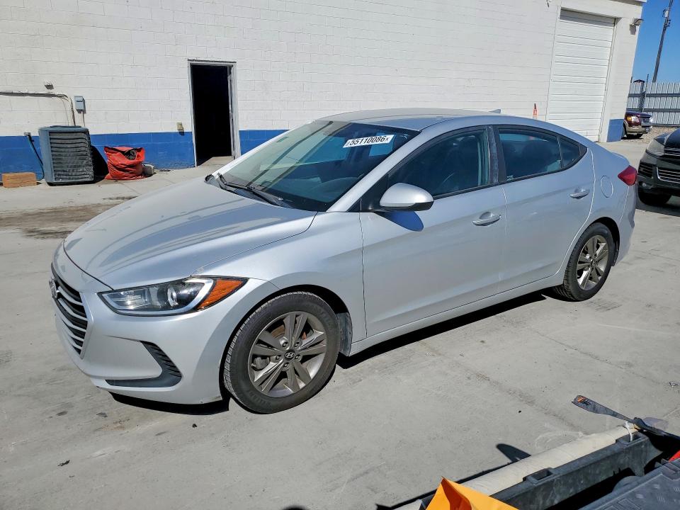 2018 HYUNDAI ELANTRA — VIN 5NPD84LF8JH300181
