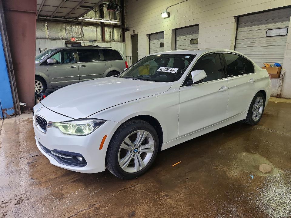 2018 BMW 330 — VIN WBA8B9C56JAE22083