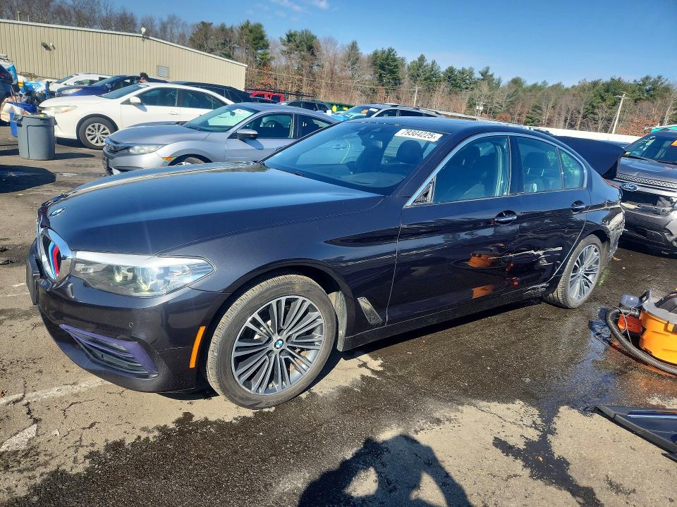 2018 BMW 530 — VIN WBAJA7C57JWA73303
