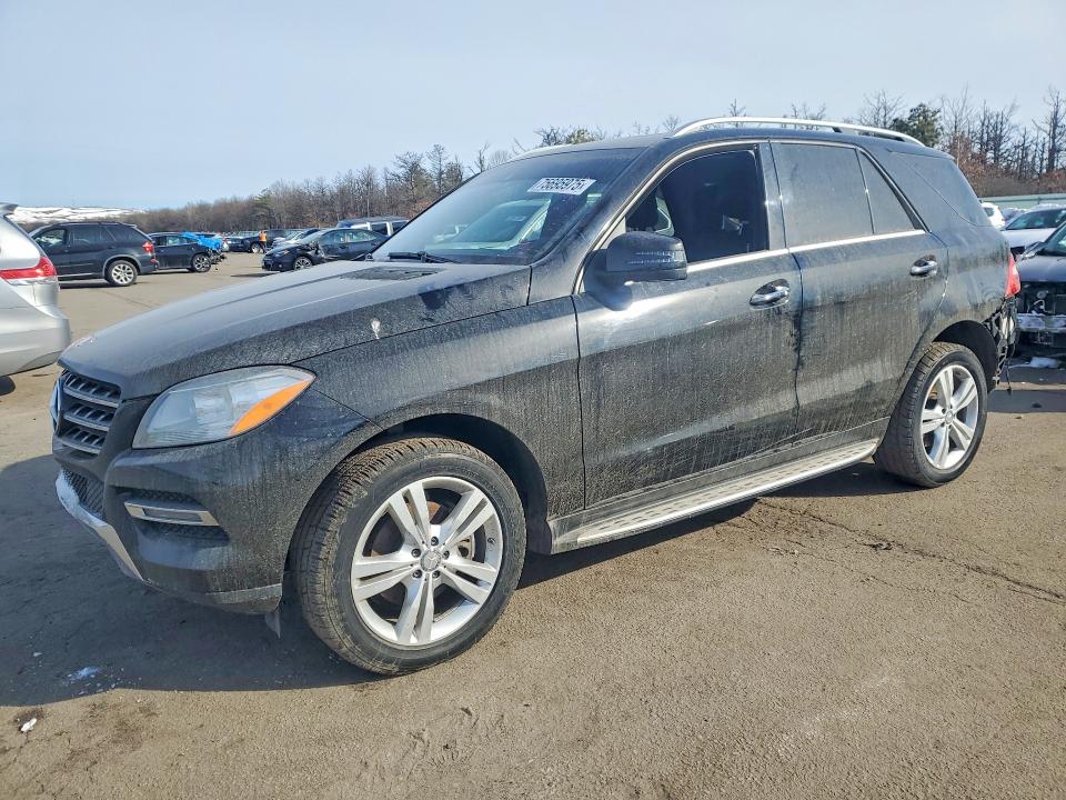 2015 MERCEDES-BENZ ML — VIN 4JGDA5HBXFA454675