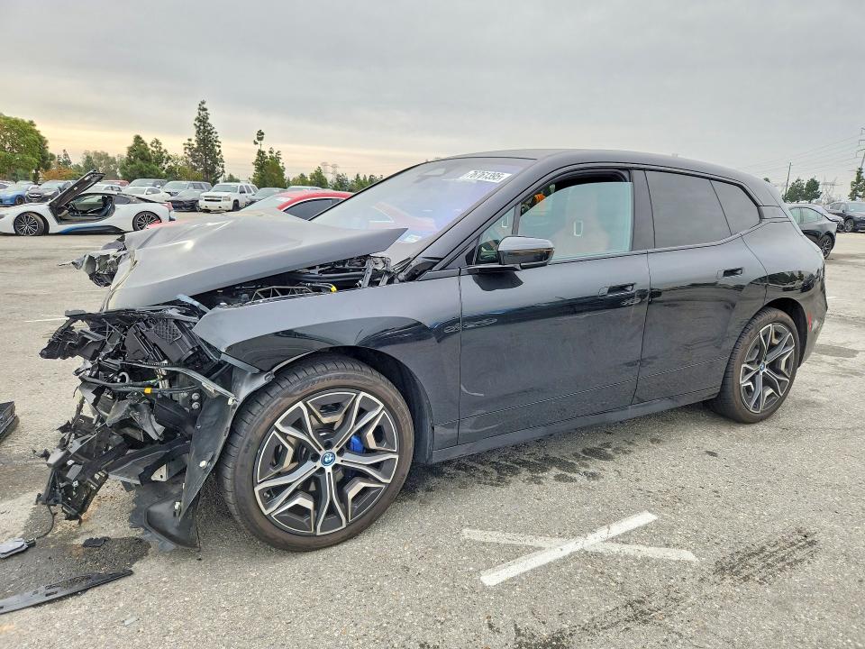 2025 BMW IX — VIN WB523CF05SCU38924