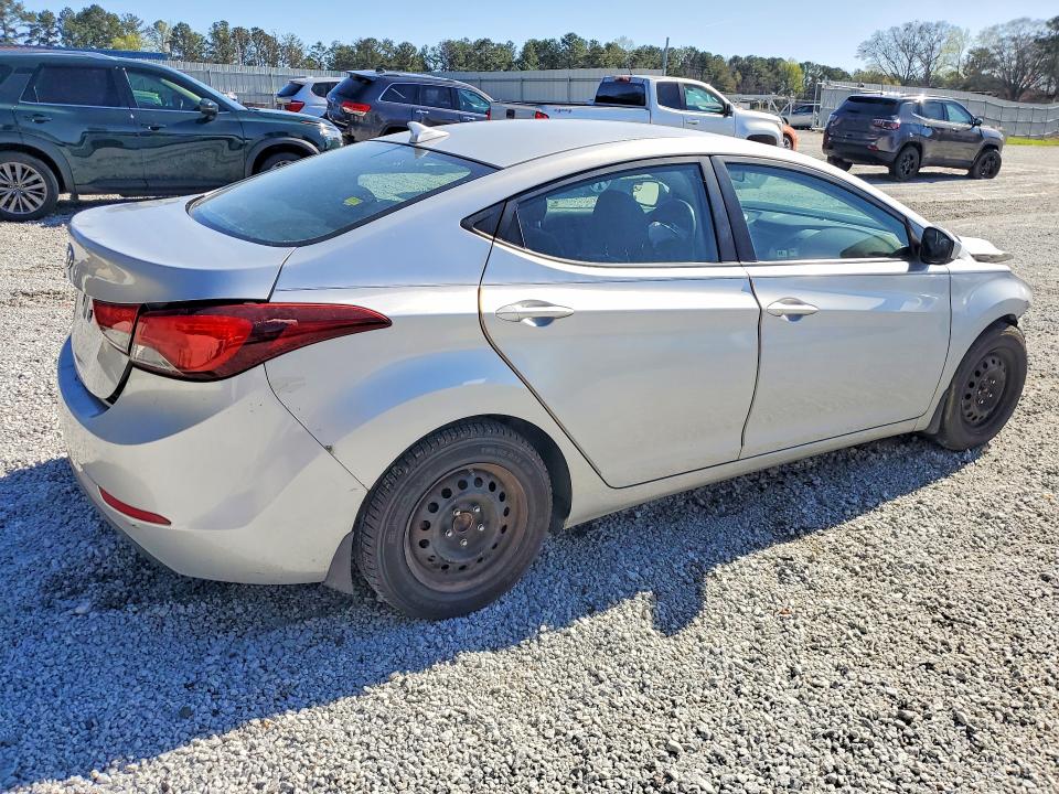 KMHDH4AE6FU299499