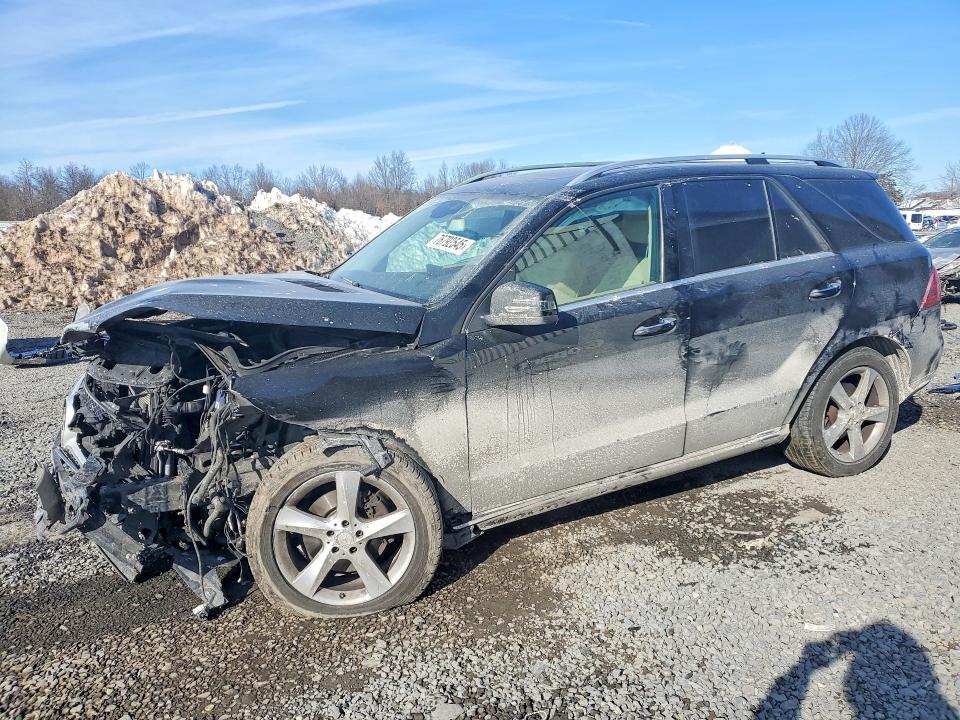 2016 MERCEDES-BENZ GLE — VIN 4JGDA5HBXGA749244