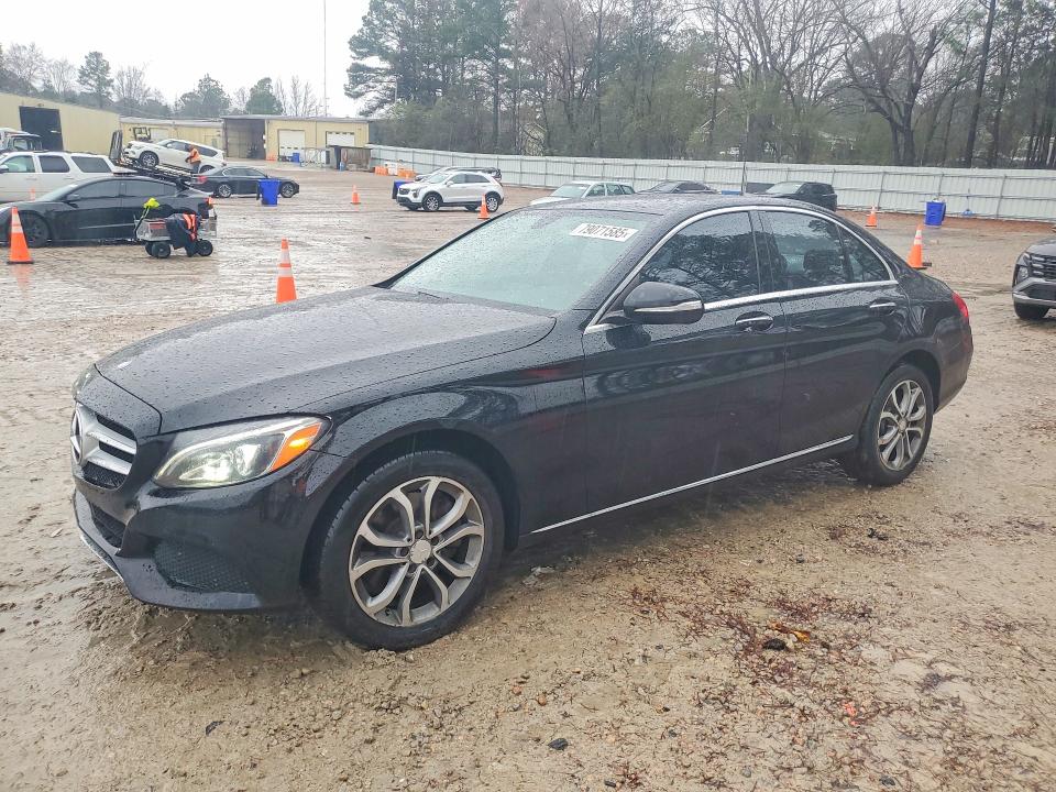 2015 MERCEDES-BENZ C — VIN 55SWF4KB2FU024811
