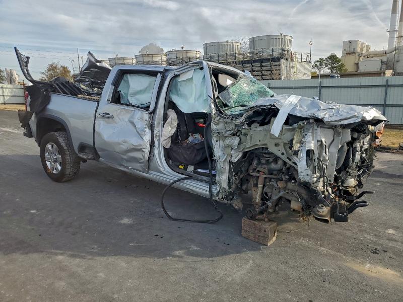 1GC4YPE75LF147120