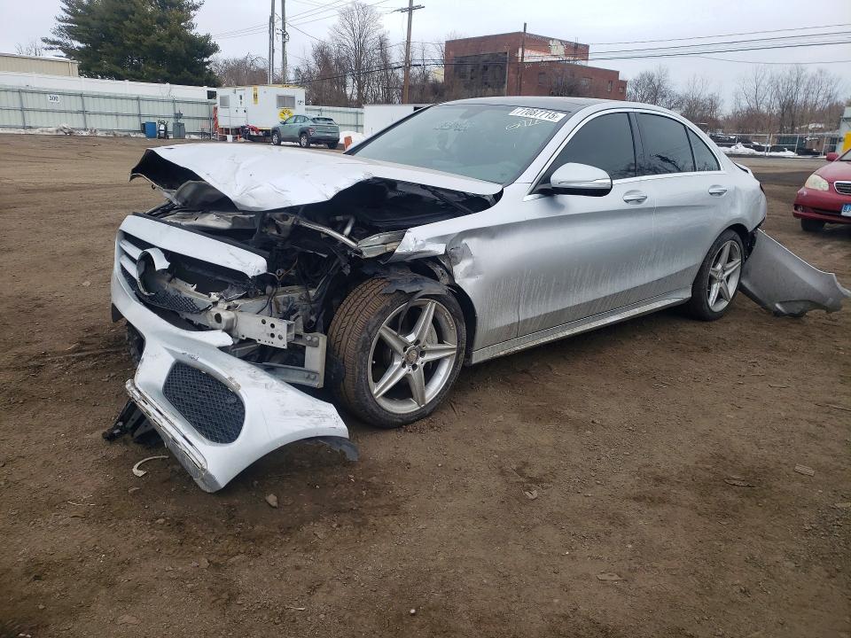 2015 MERCEDES-BENZ C — VIN 55SWF4KB0FU071819