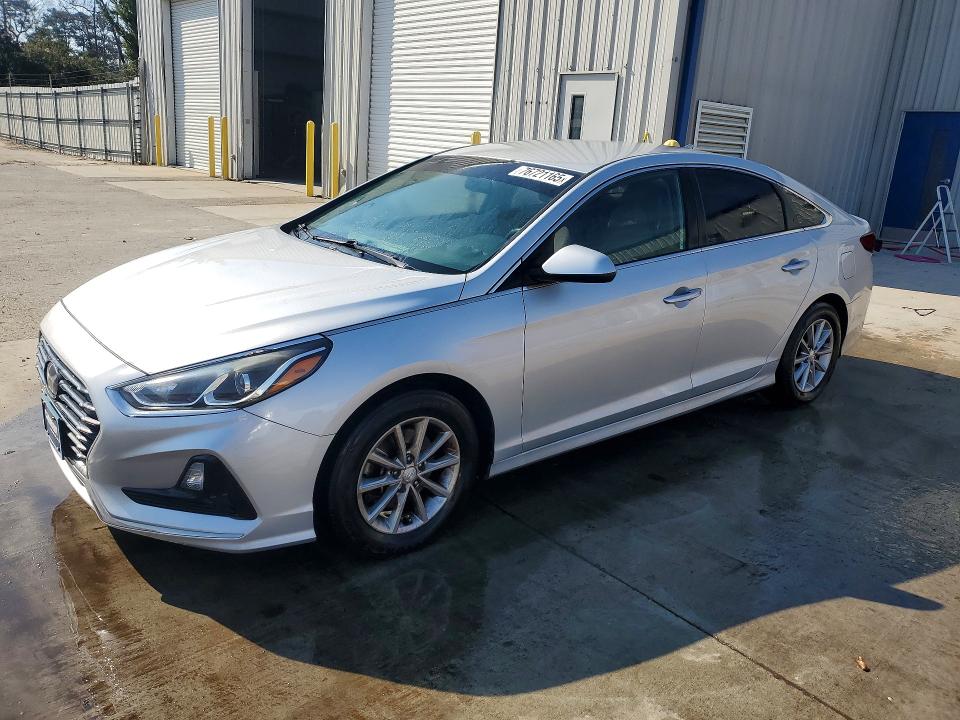 2018 HYUNDAI SONATA — VIN 5NPE24AFXJH600040
