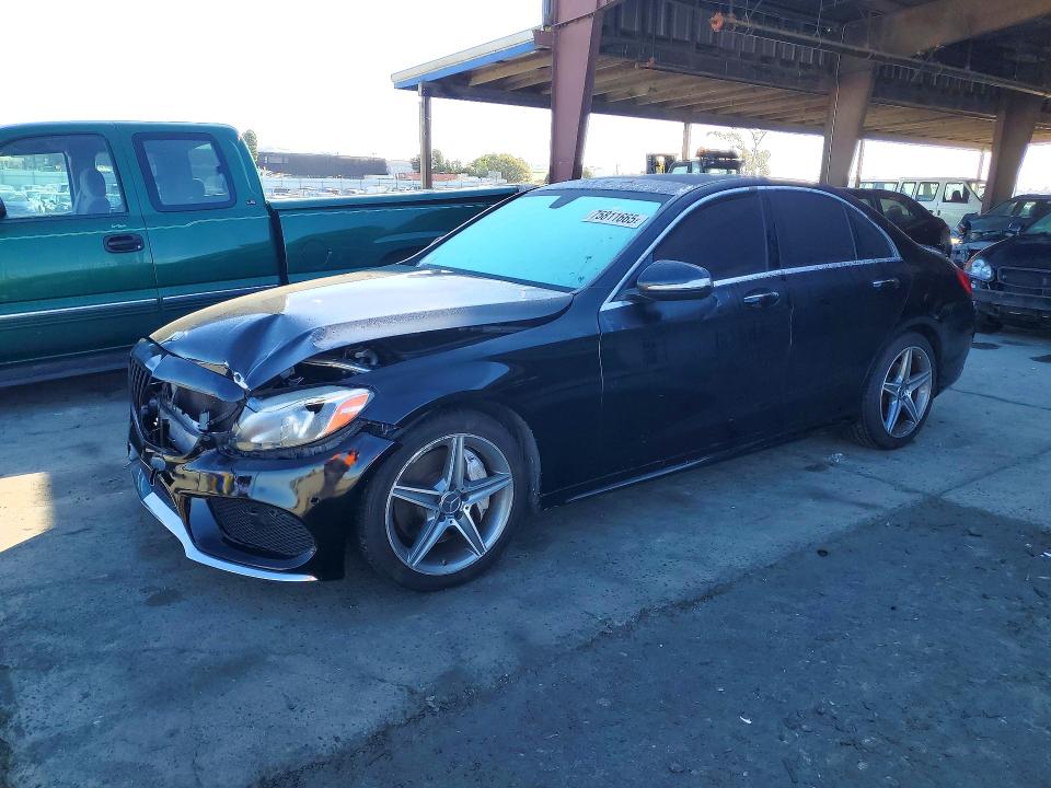 2015 MERCEDES-BENZ C — VIN 55SWF4KB8FU042696
