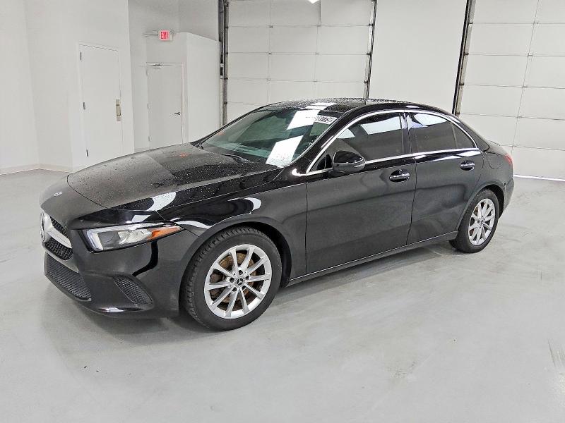 2019 MERCEDES-BENZ A — VIN WDD3G4EB5KW026819