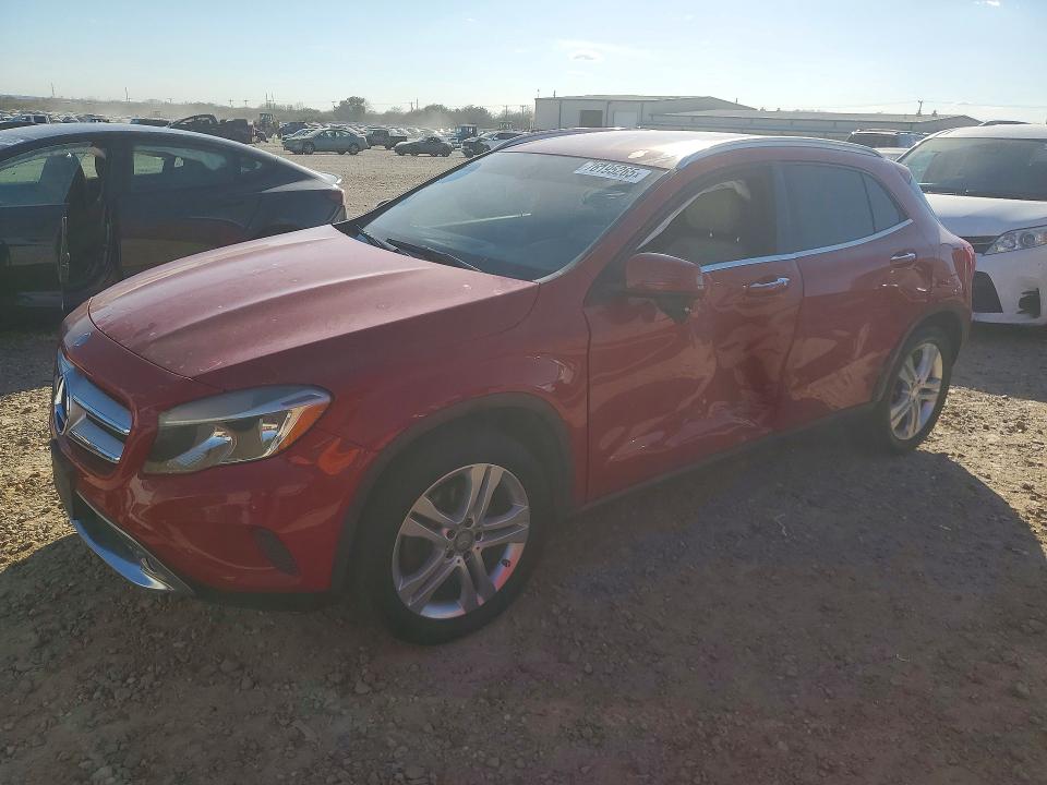 2016 MERCEDES-BENZ GLA — VIN WDCTG4EB5GJ252030